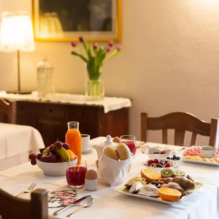 Hotel Al Pomo D'oro 3*