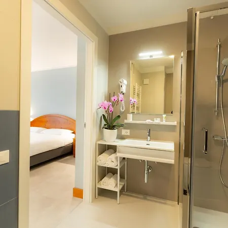 Al Pomo D'oro Hotel
