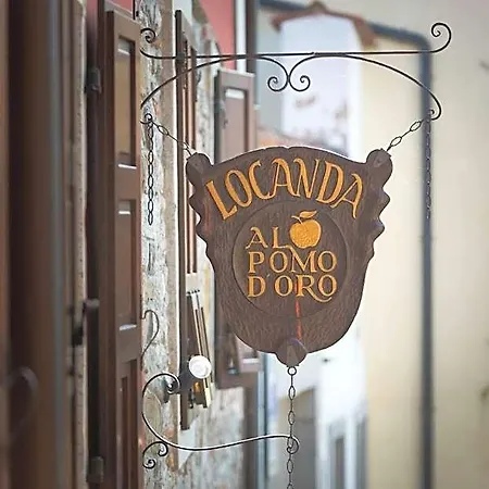 Hotel Al Pomo D'oro 3*