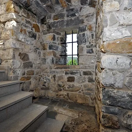 罗坎达阿尔波莫奥卢酒店 3* Cividale del Friuli