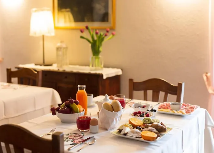 Szálloda Al Pomo D'oro 3*