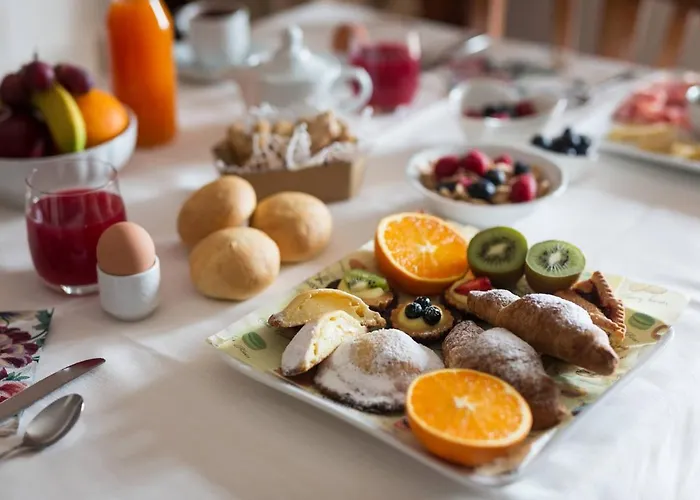 Al Pomo D'oro Szálloda