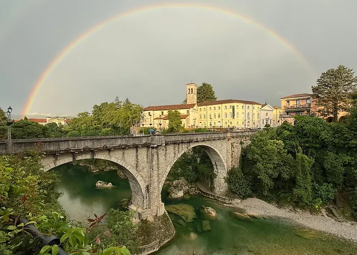 Al Pomo D'oro Szálloda